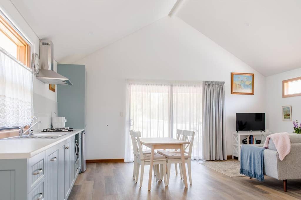 Bird In Hand Cottage, Port Noarlunga Exterior foto
